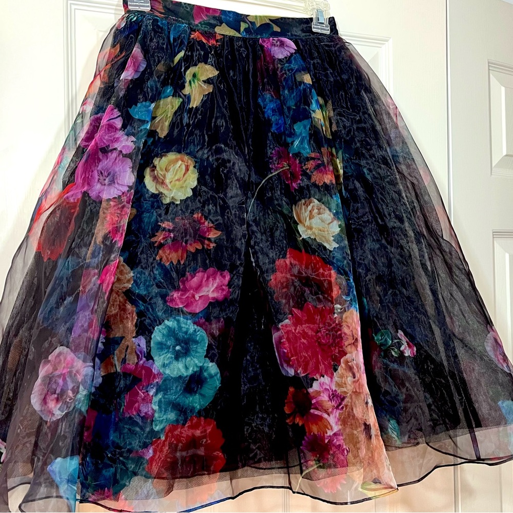 Bebe Full Floral Skirt